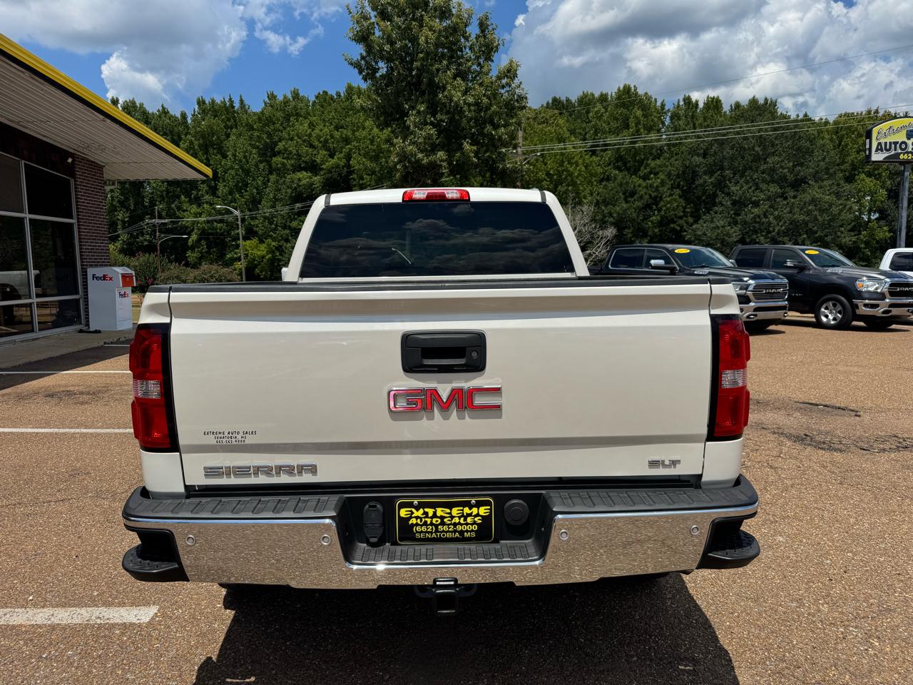 GMC Sierra 1500 4WD Crew Cab 143.5" SLT 2014