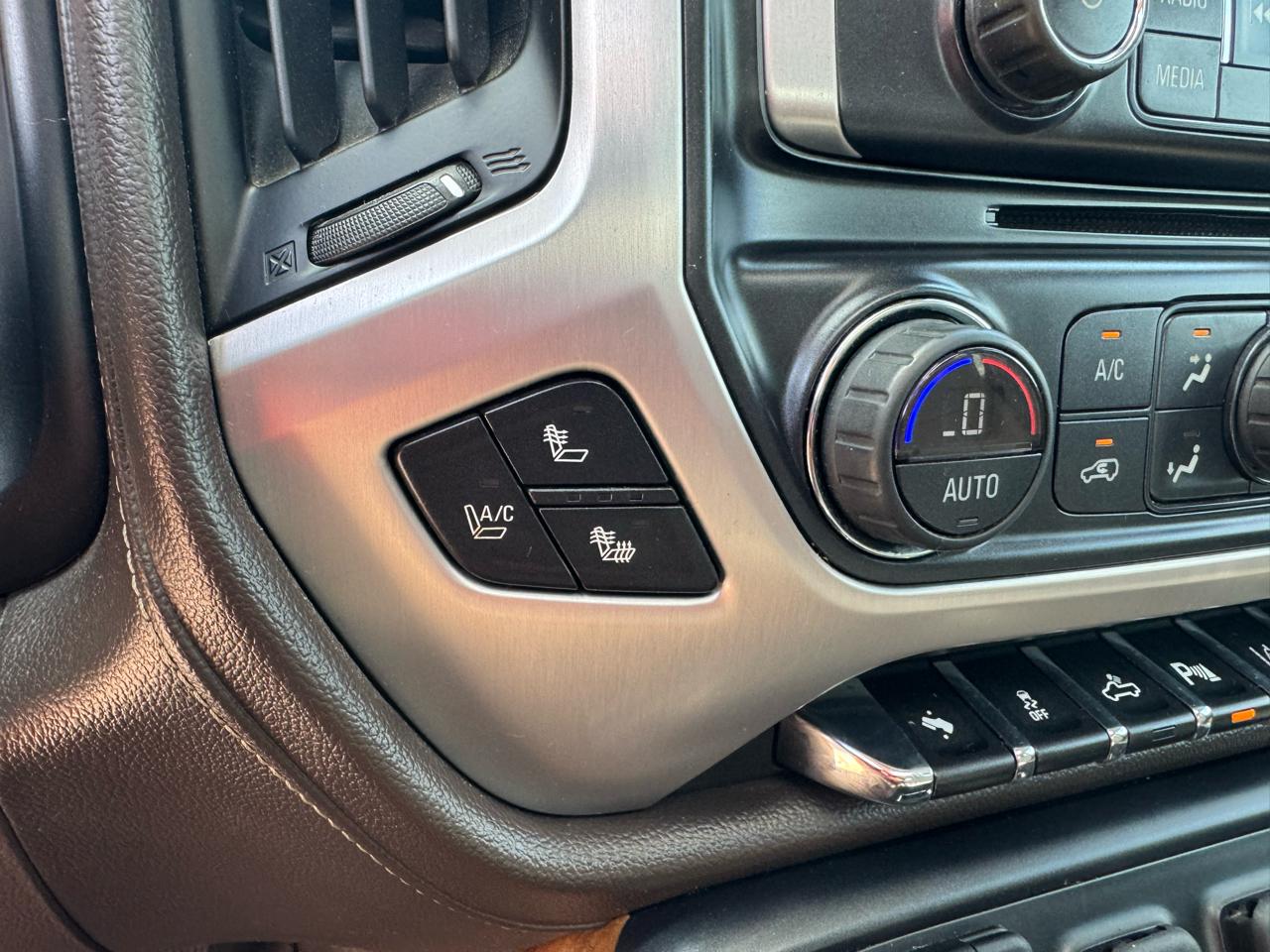 GMC Sierra 1500 4WD Crew Cab 143.5" SLT 2014