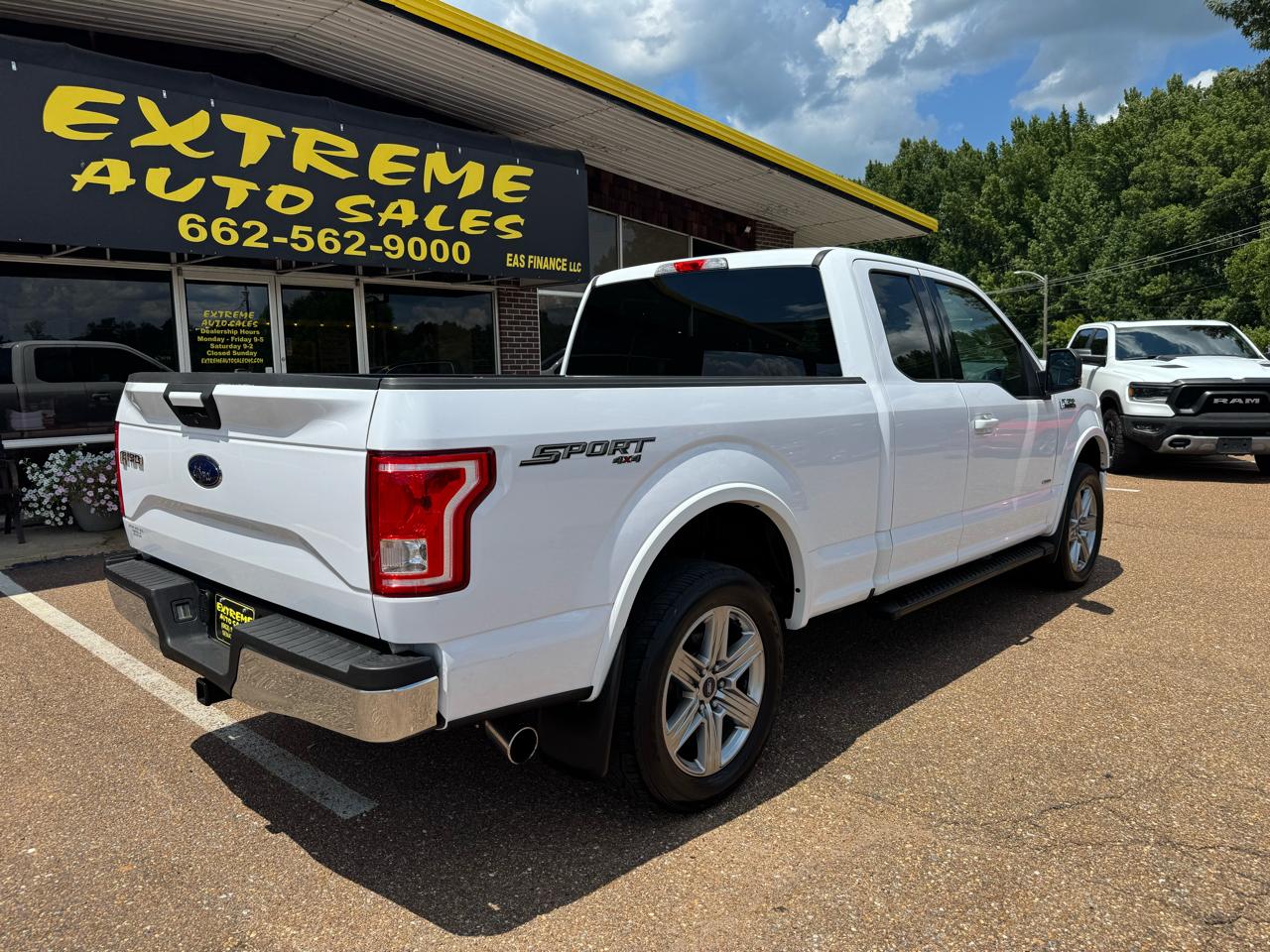 Ford F-150 4WD SuperCab 145" FX4 2015