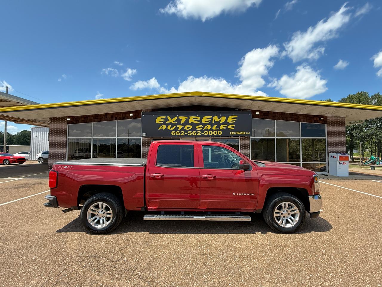 2018 Chevrolet Silverado 1500 4WD Crew Cab 143.5" LT w/1LT