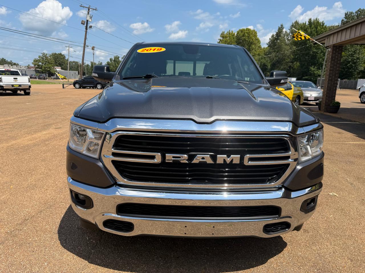 RAM 1500 Big Horn/Lone Star 4x4 Crew Cab 5'7" Box 2019