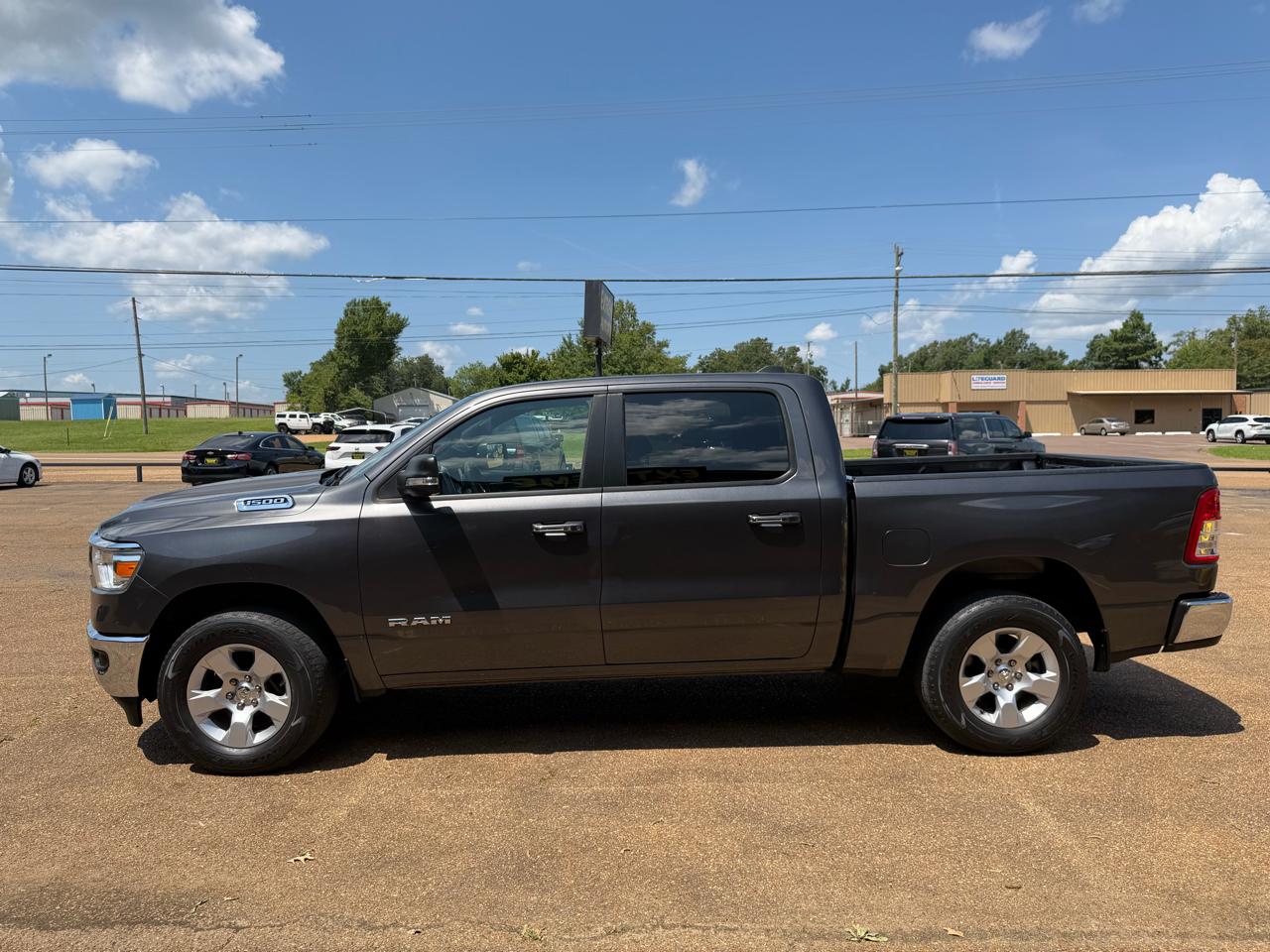 RAM 1500 Big Horn/Lone Star 4x4 Crew Cab 5'7" Box 2019