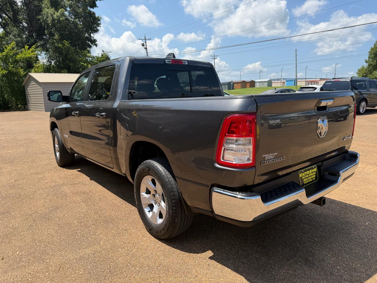 RAM 1500 Big Horn/Lone Star 4x4 Crew Cab 5'7" Box 2019