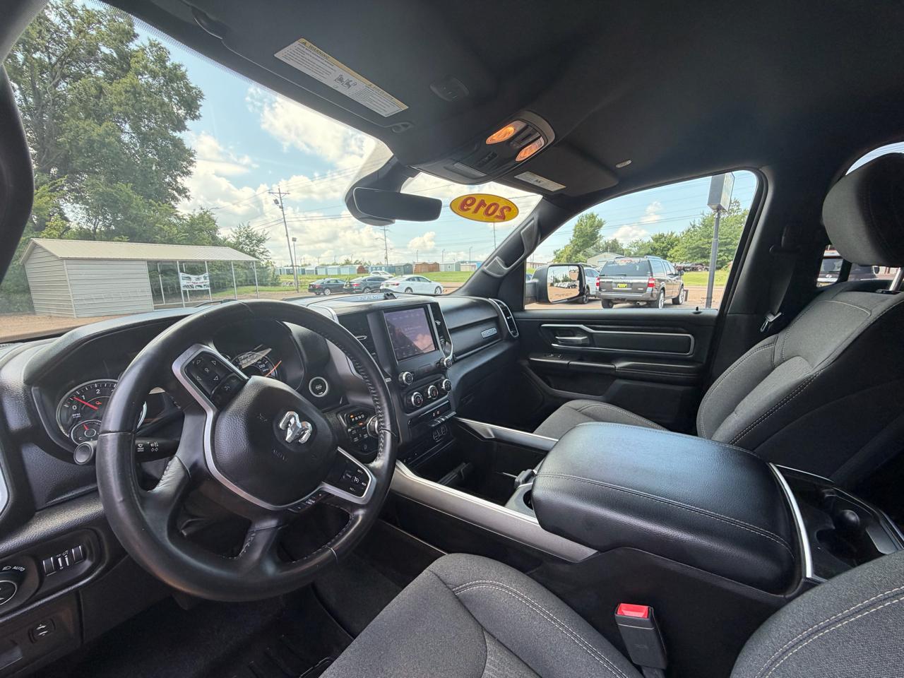 RAM 1500 Big Horn/Lone Star 4x4 Crew Cab 5'7" Box 2019