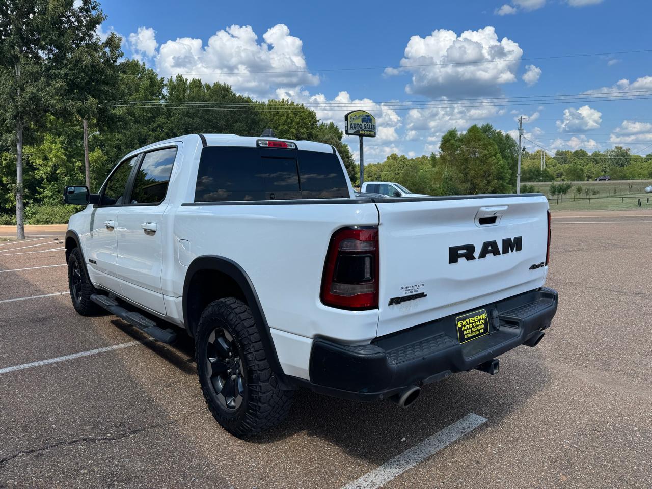 RAM 1500 Rebel 4x4 Crew Cab 5'7" Box 2019