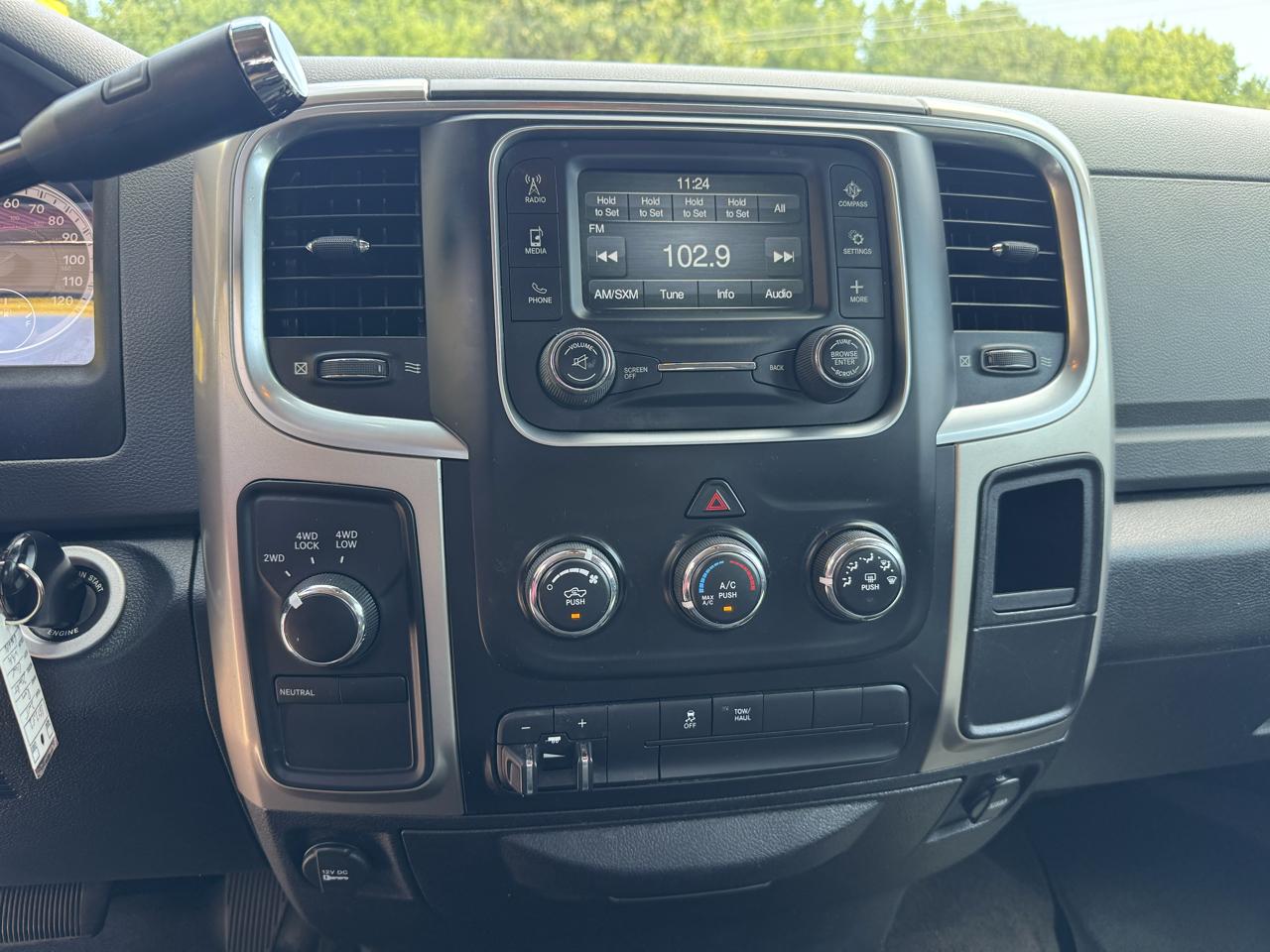 RAM 2500 4WD Crew Cab 149" SLT 2015