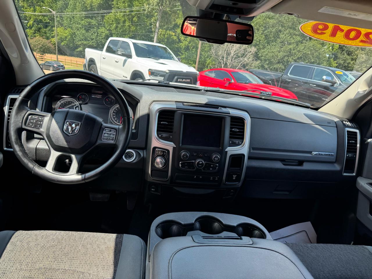 RAM 1500 Classic Big Horn 4x2 Crew Cab 6'4" Box 2019