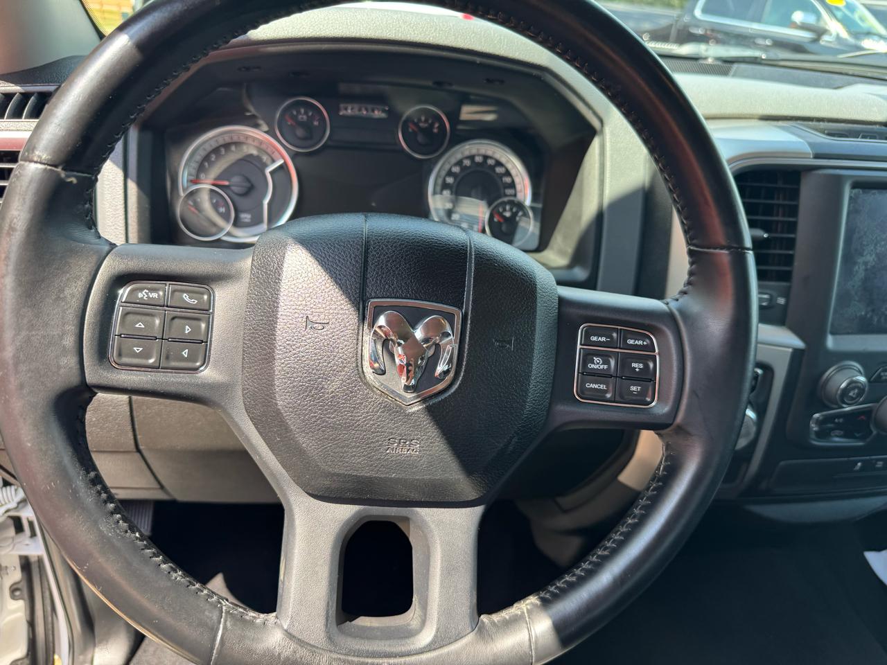 RAM 1500 Classic Big Horn 4x2 Crew Cab 6'4" Box 2019