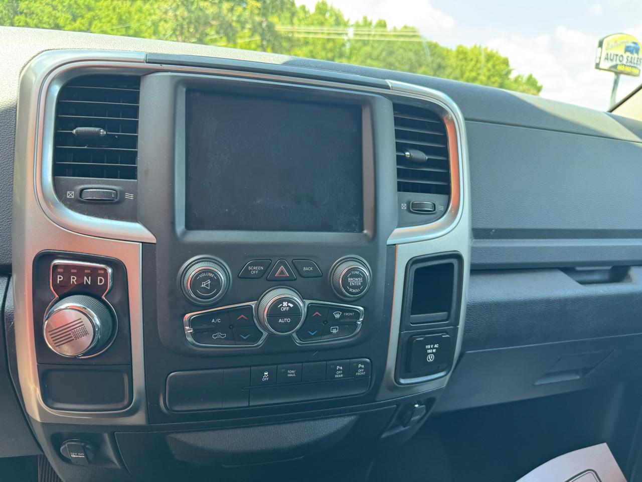 RAM 1500 Classic Big Horn 4x2 Crew Cab 6'4" Box 2019