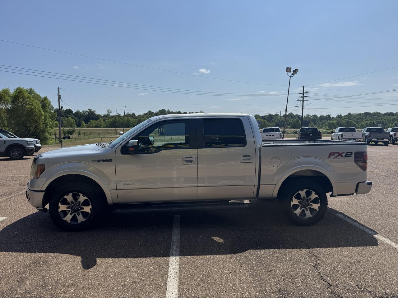 Ford F-150 2WD SuperCrew 145" FX2 Sport 2013