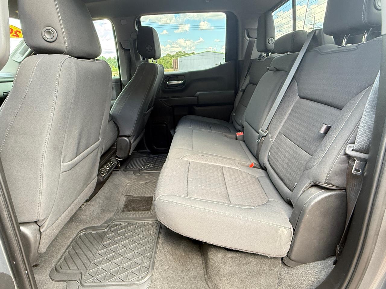Chevrolet Silverado 1500 2WD Crew Cab 147" LT 2020