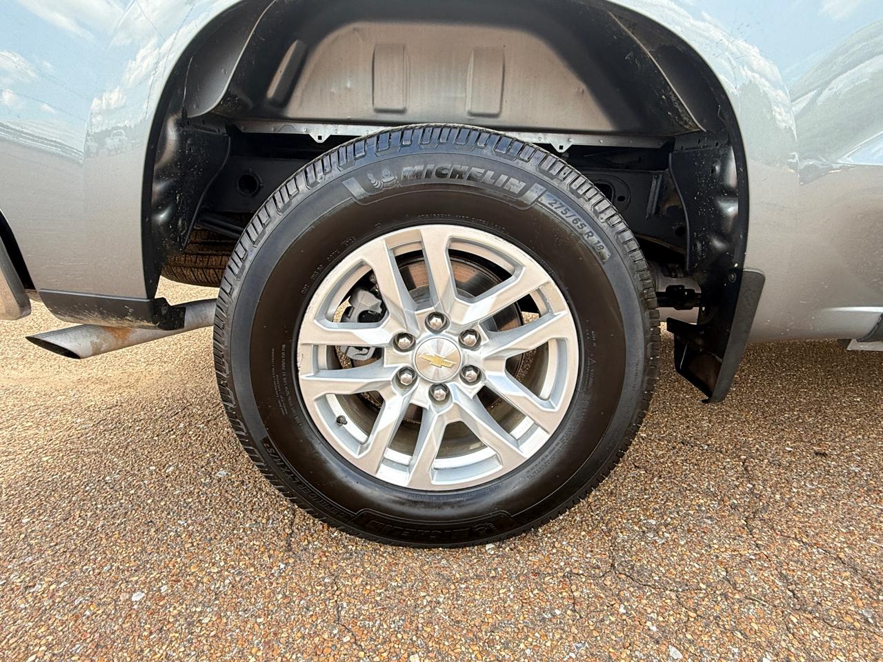 Chevrolet Silverado 1500 2WD Crew Cab 147" LT 2020