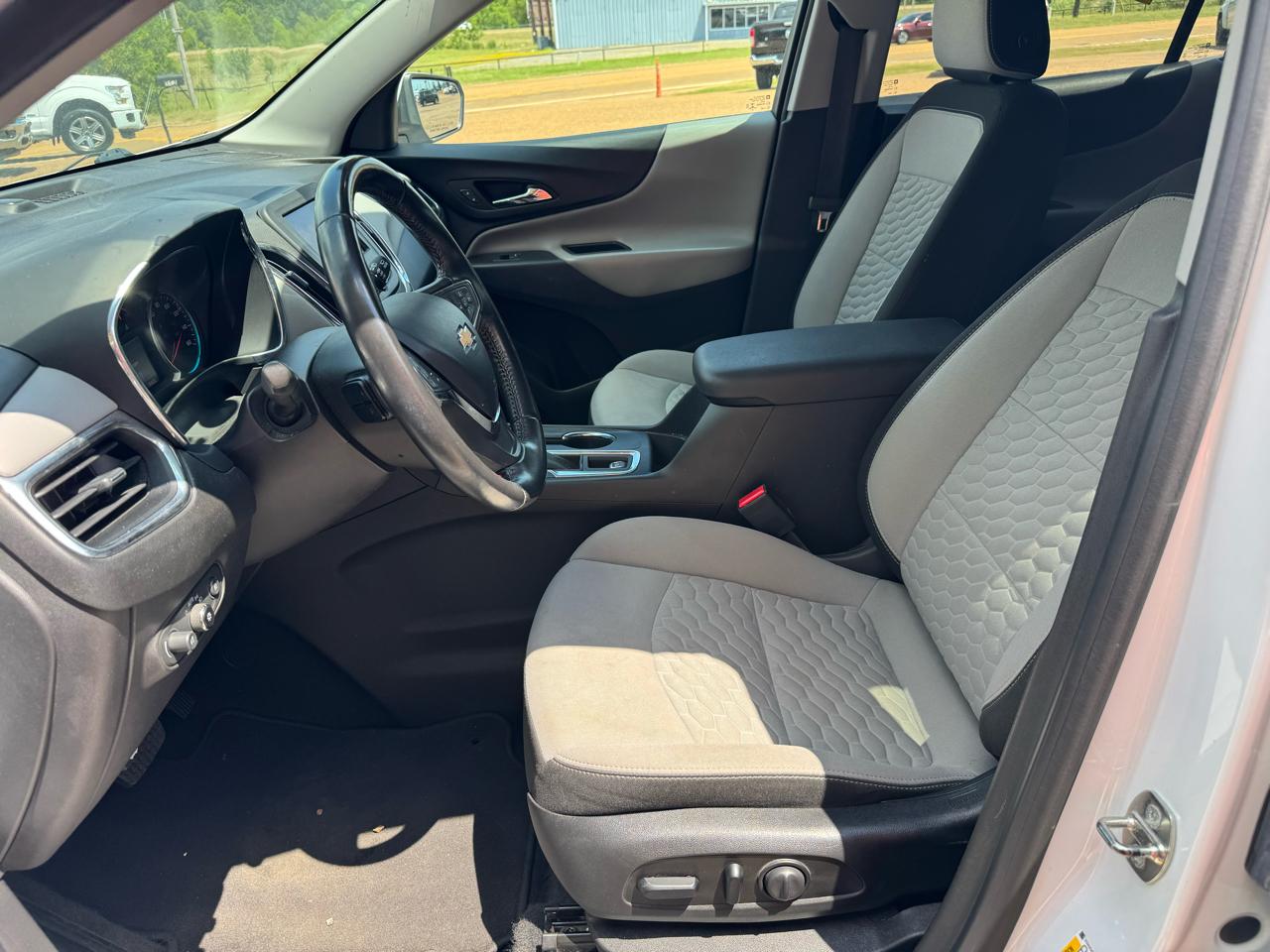 Chevrolet Equinox FWD 4dr LT w/1LT 2020