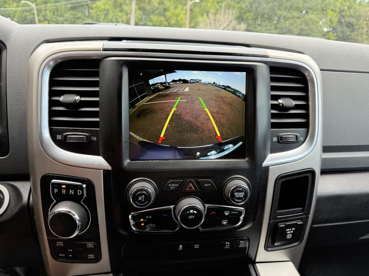 RAM 1500 Big Horn 4x4 Crew Cab 5'7" Box 2018