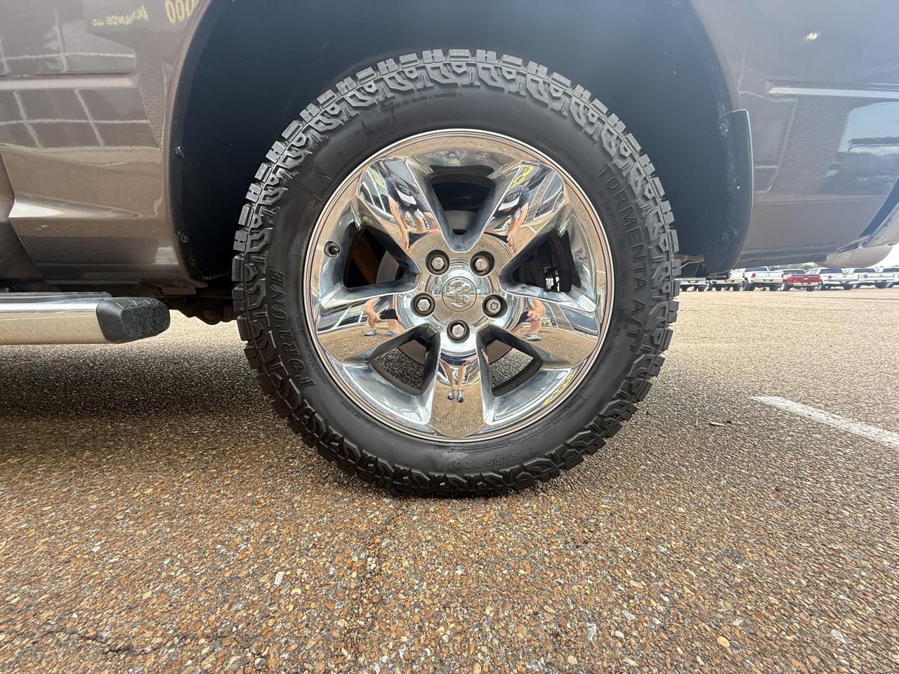 RAM 1500 Big Horn 4x4 Crew Cab 5'7" Box 2018