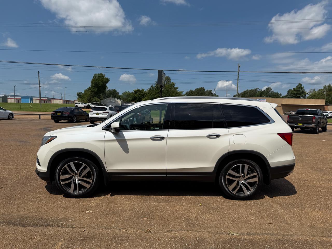 Honda Pilot 4WD 4dr Touring w/Navi 2018