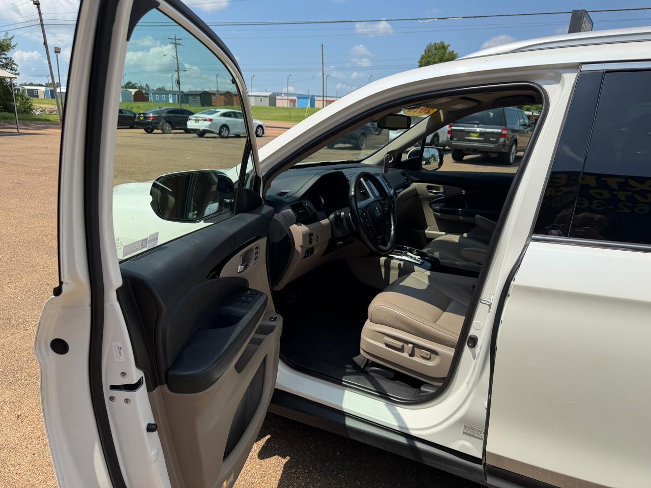 Honda Pilot 4WD 4dr Touring w/Navi 2018
