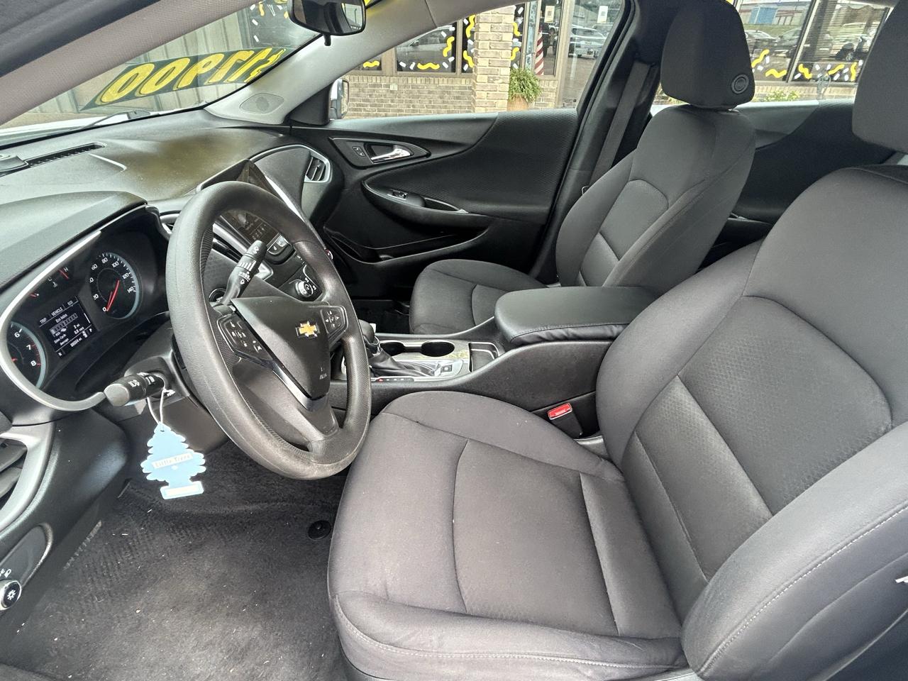 Chevrolet MALIBU LS Base 2023