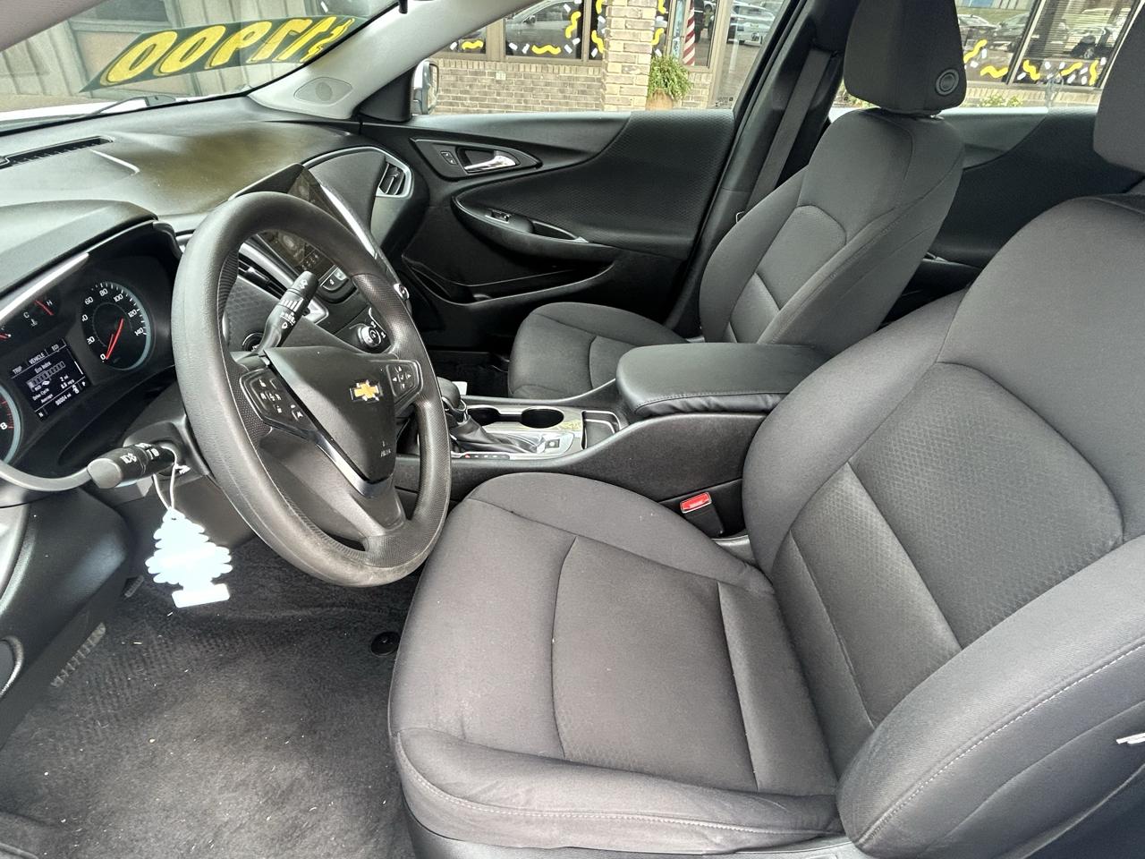Chevrolet MALIBU LS Base 2023