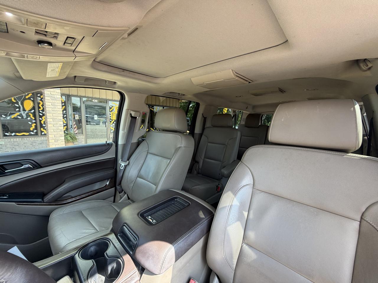 Chevrolet Suburban 2WD 4dr 1500 LT 2017