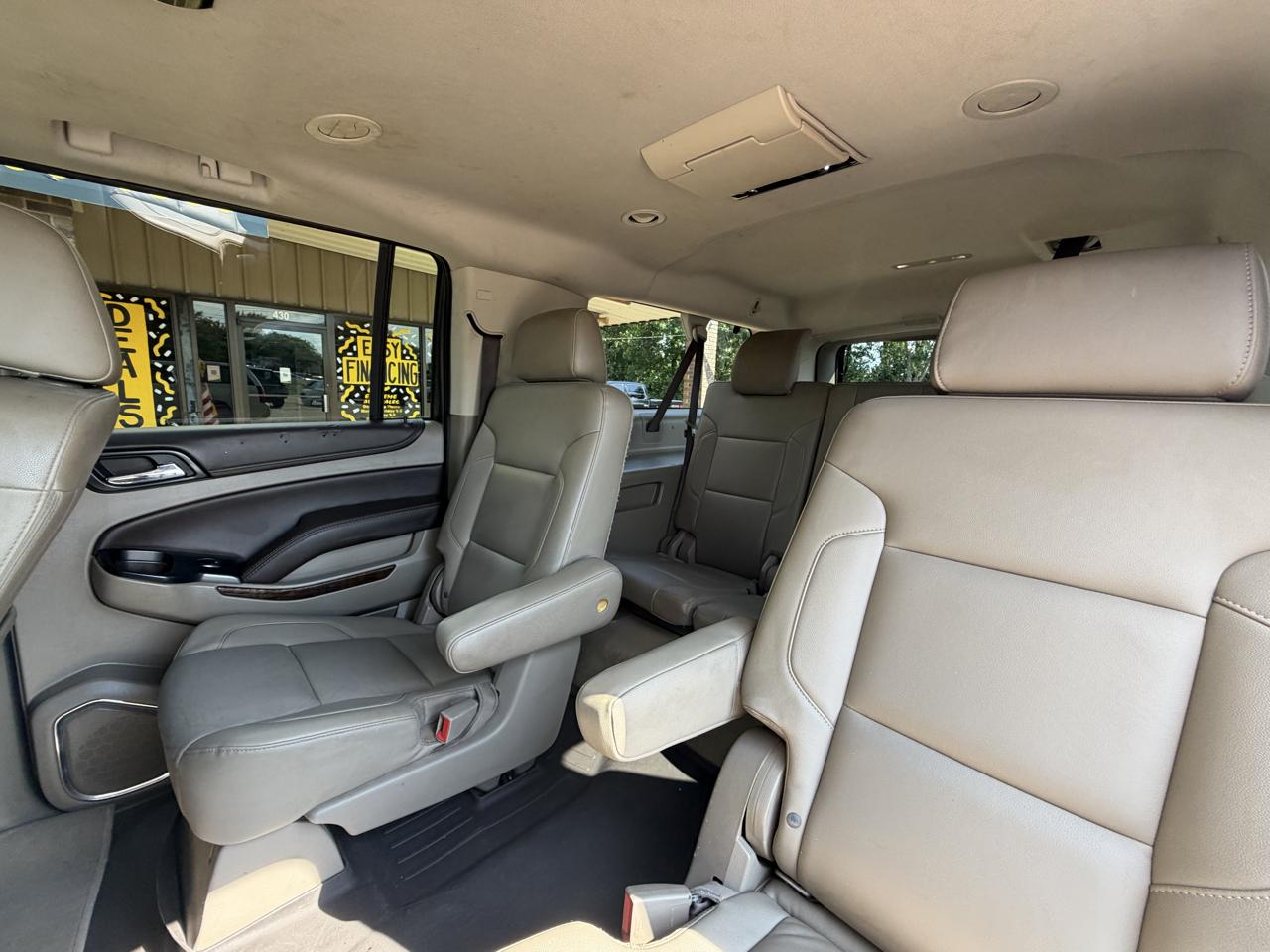 Chevrolet Suburban 2WD 4dr 1500 LT 2017