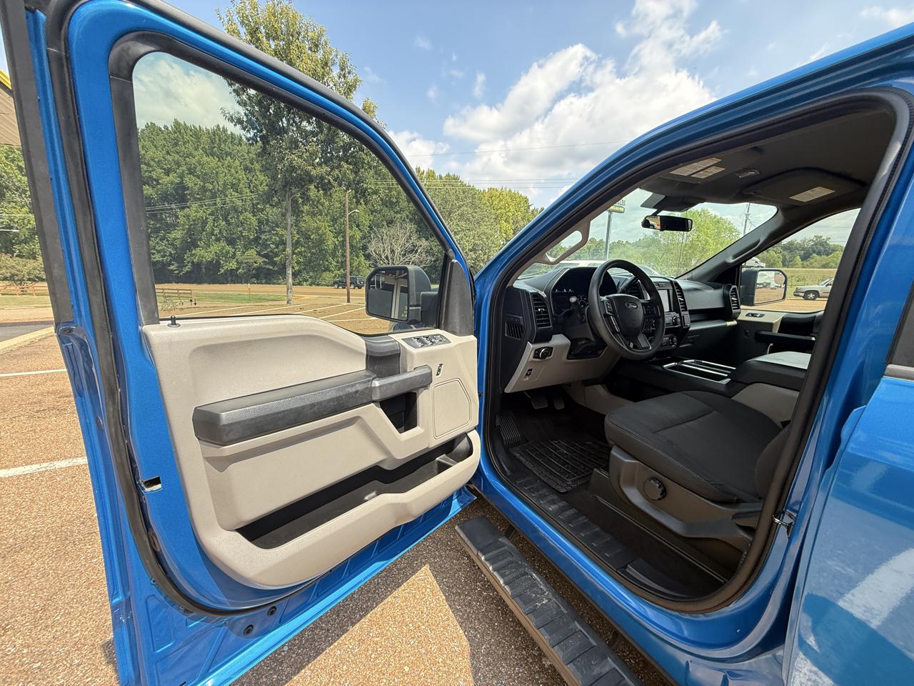 Ford F-150 XL 2WD SuperCrew 5.5' Box 2020