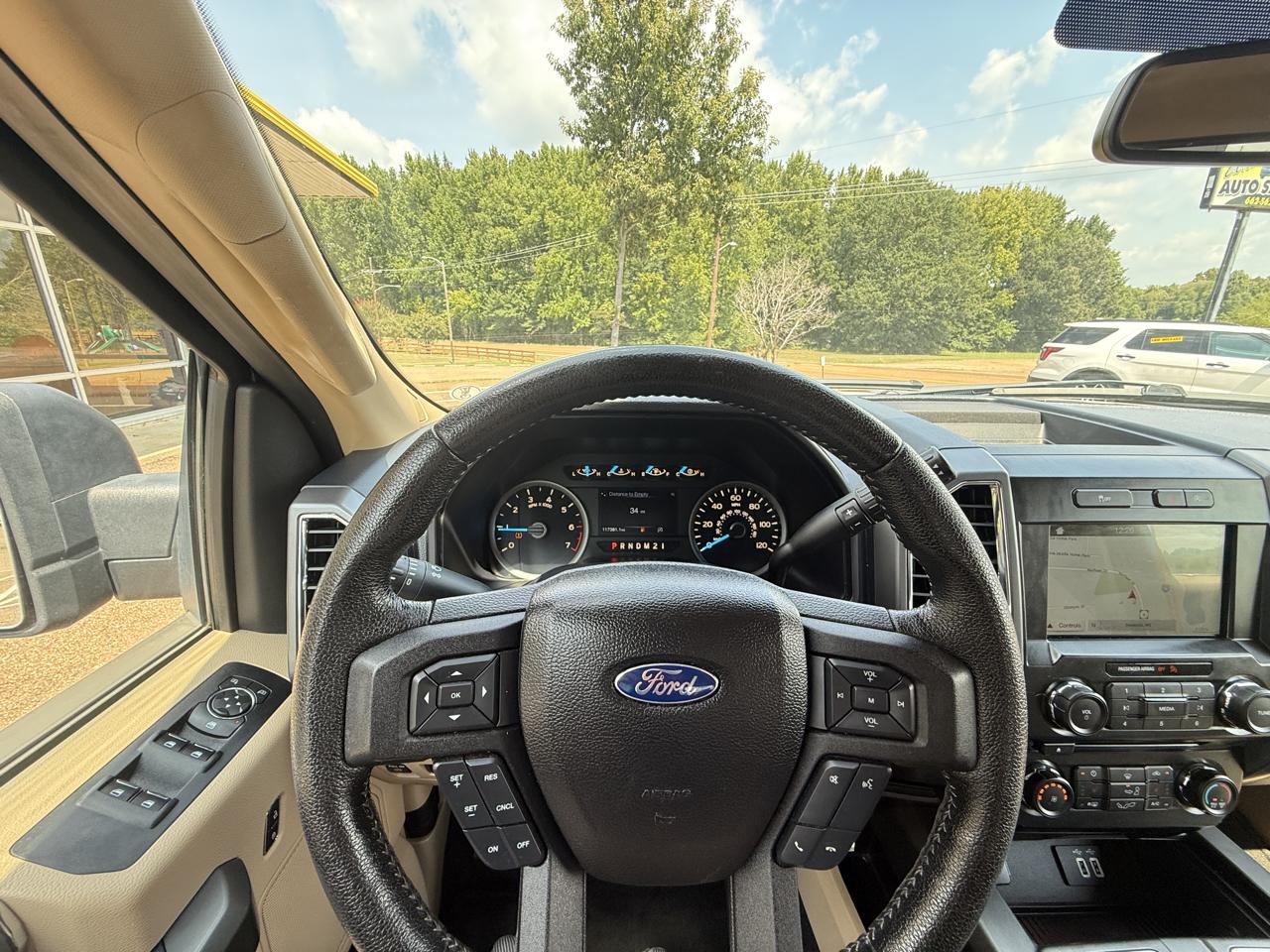 Ford F-150 4WD SuperCrew 145" XLT 2016