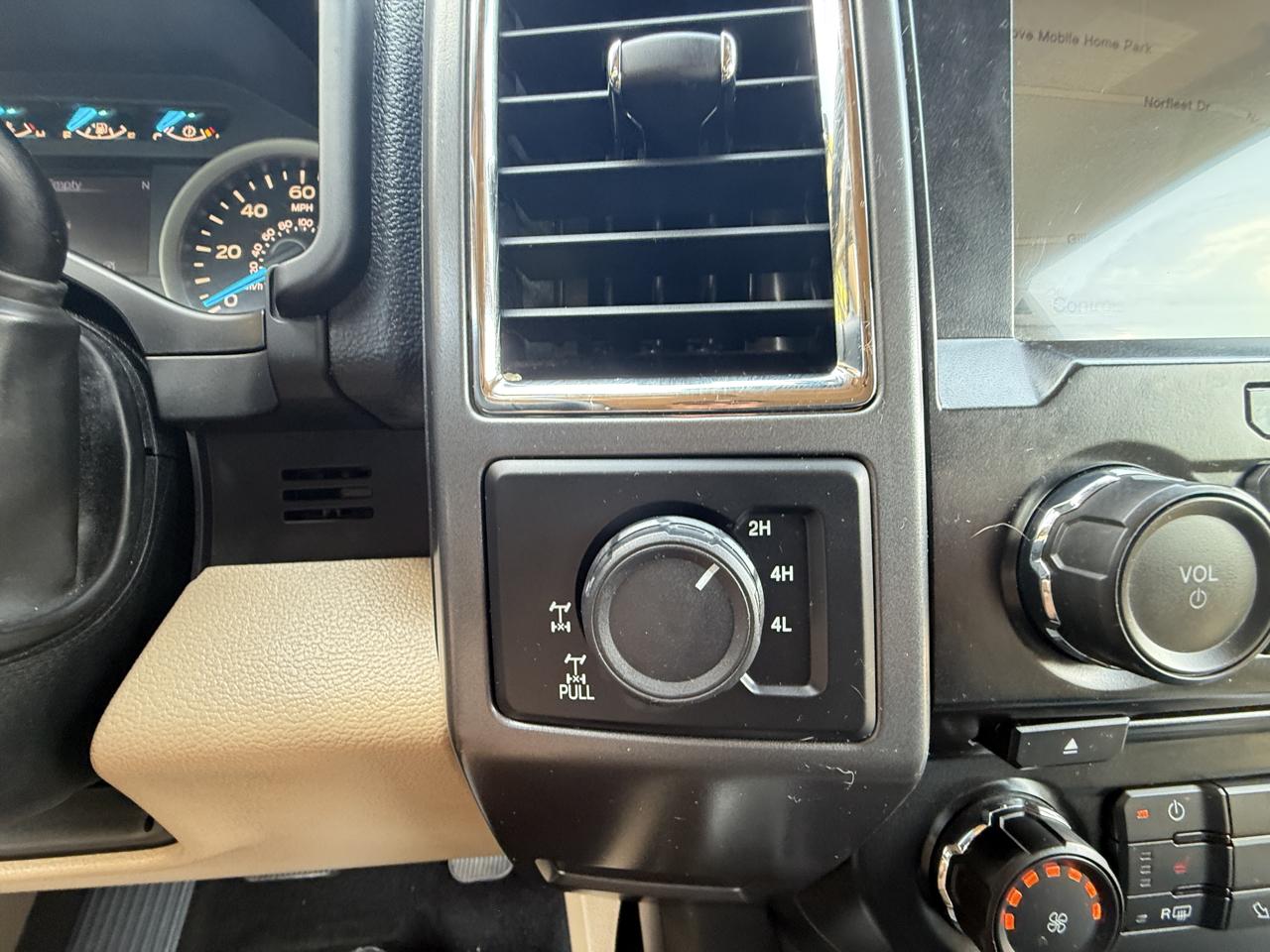 Ford F-150 4WD SuperCrew 145" XLT 2016