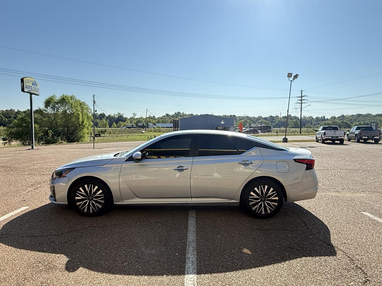 Nissan Altima 2.5 SV Sedan 2023