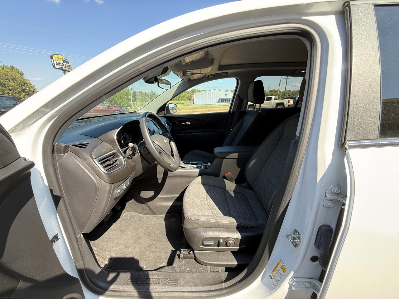 Chevrolet Equinox AWD 4dr LT w/1LT 2023