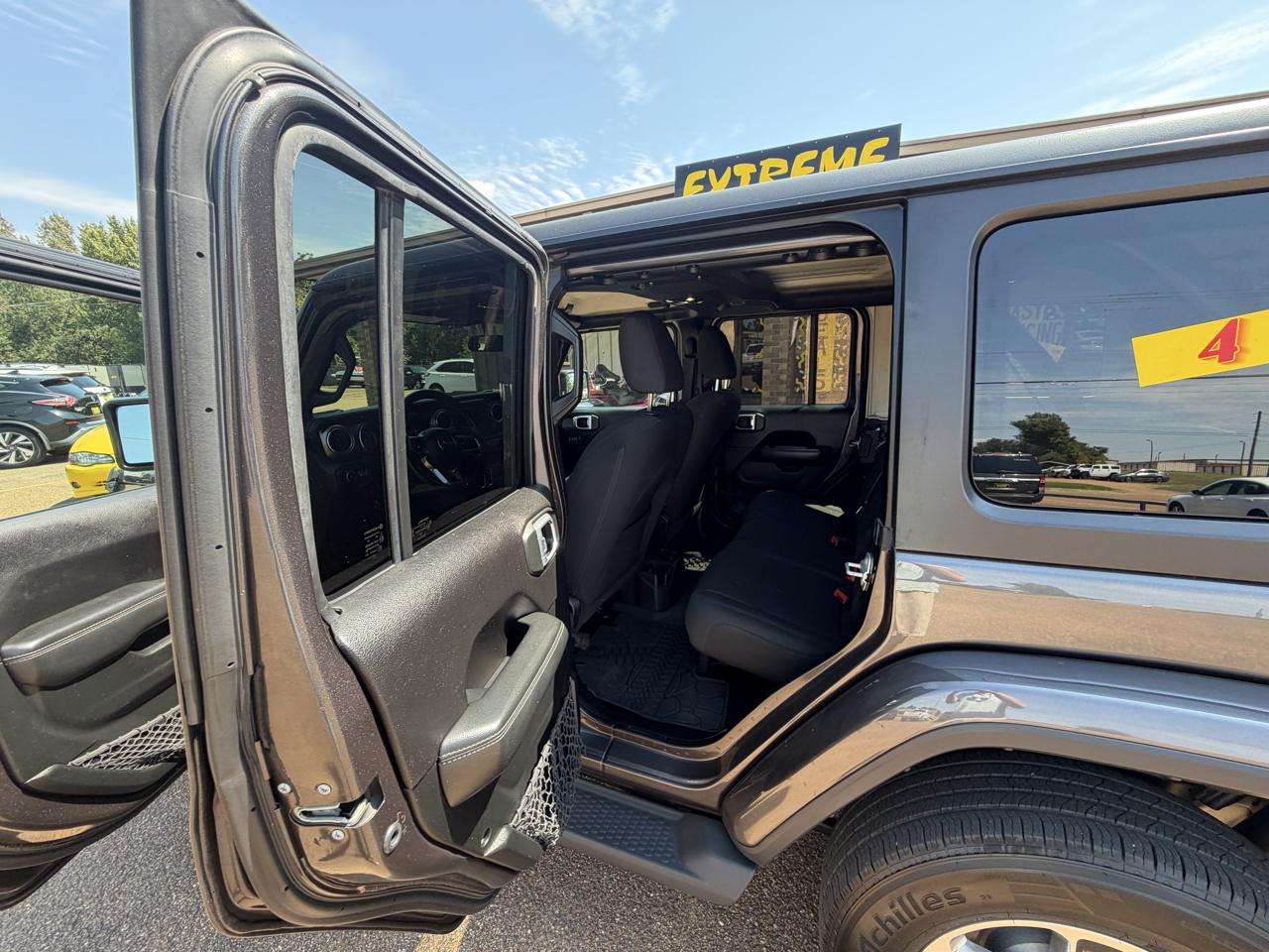 Jeep Wrangler Unlimited 4WD 4dr Sahara 2020