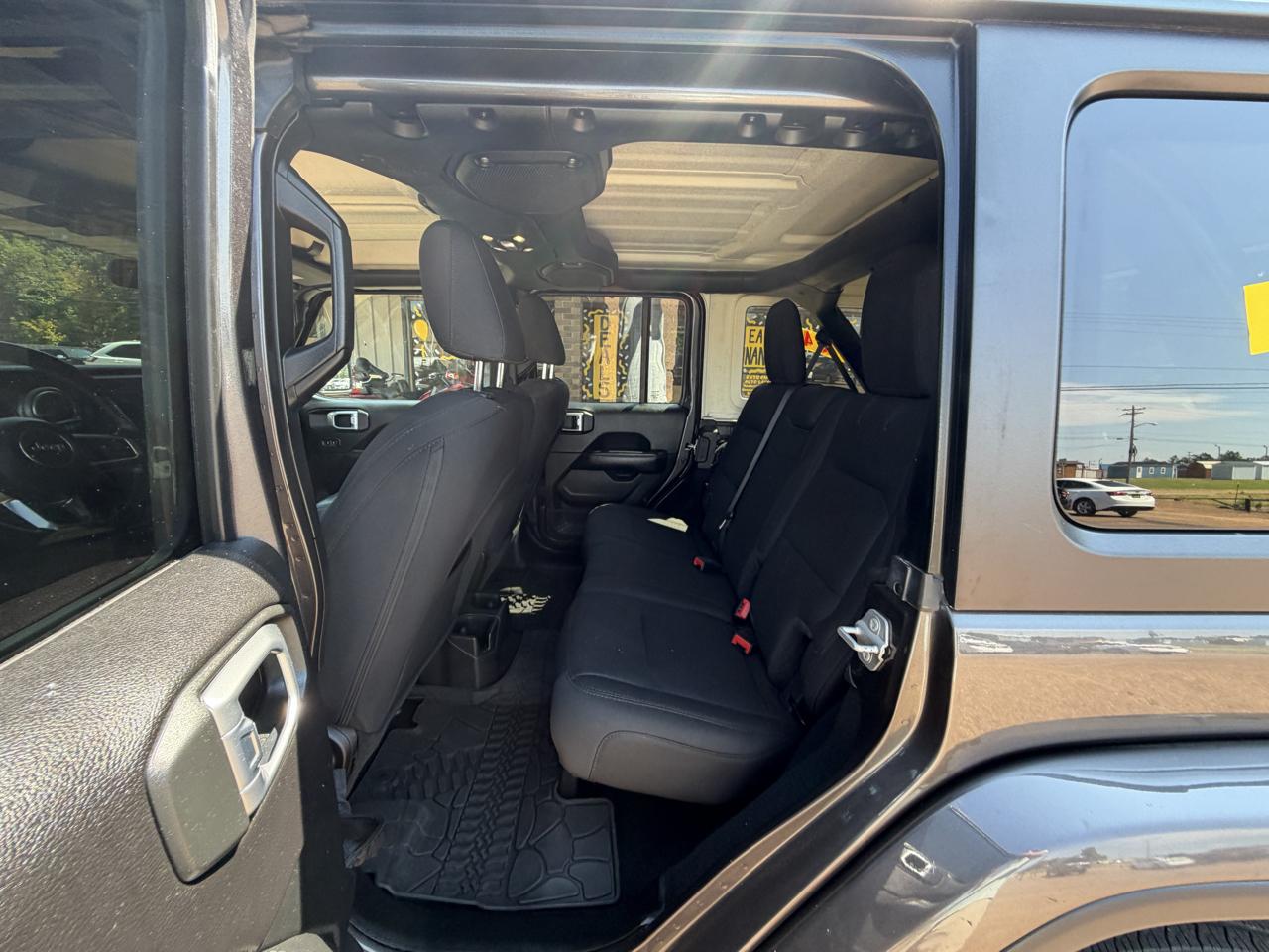 Jeep Wrangler Unlimited 4WD 4dr Sahara 2020