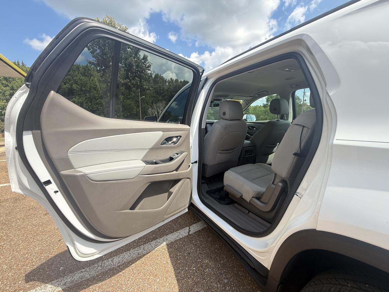 Chevrolet Traverse FWD 4dr LT Cloth w/1LT 2020