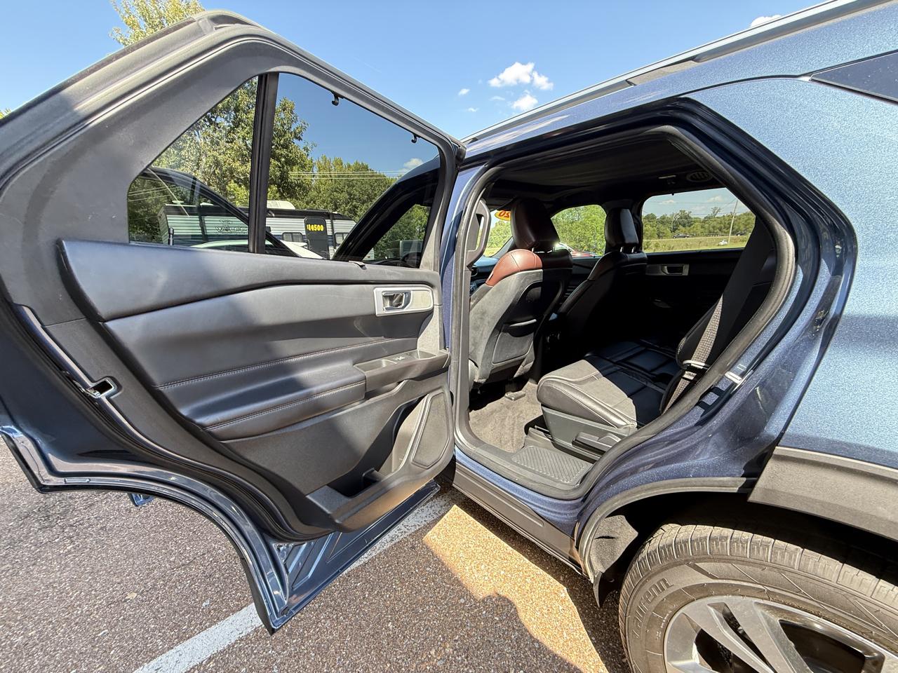 Ford Explorer Platinum 4WD 2020