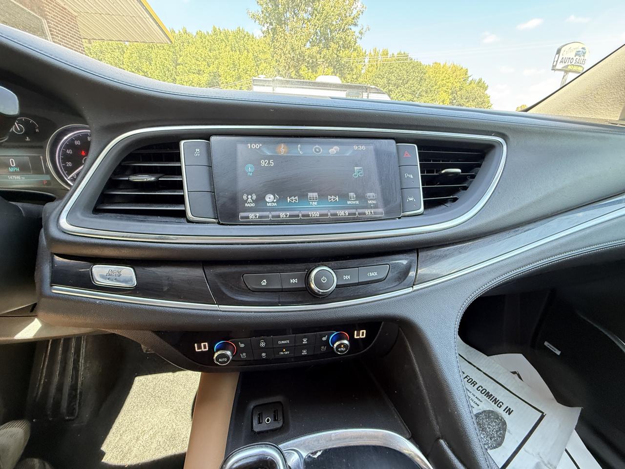 Buick Enclave FWD 4dr Premium 2018
