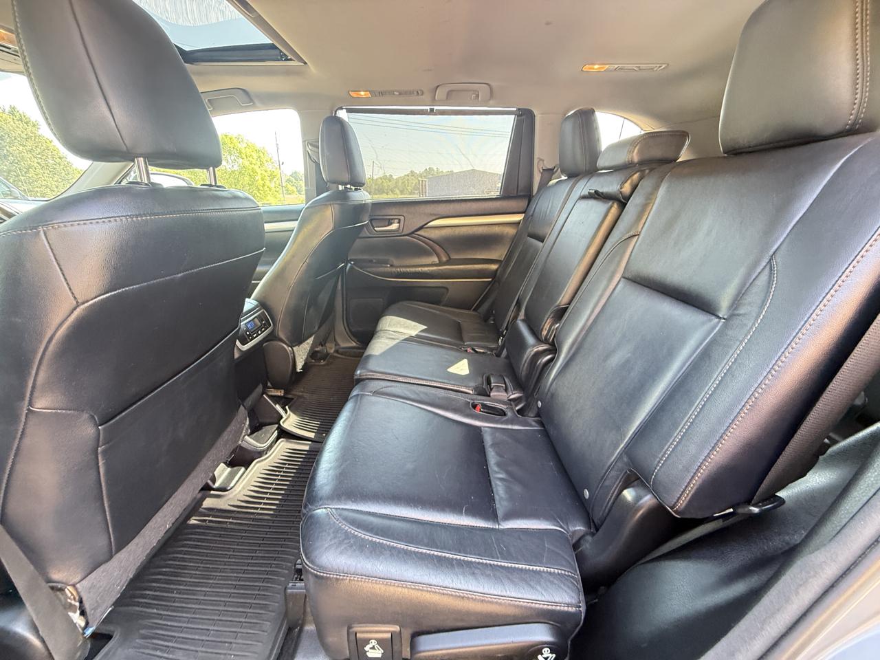 Toyota Highlander AWD 4dr V6 XLE (Natl) 2014