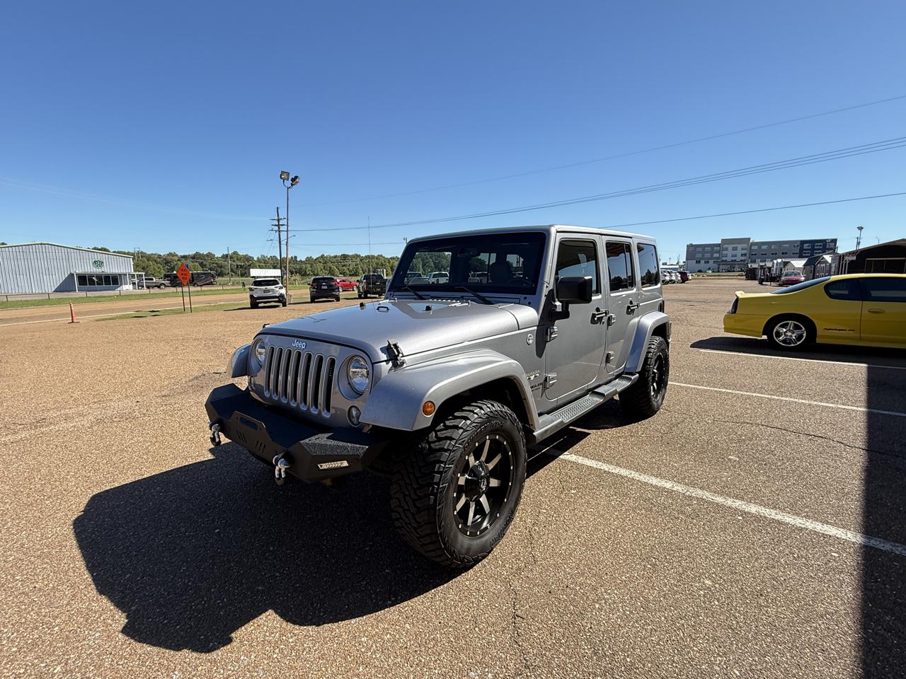 Jeep Wrangler Unlimited 4WD 4dr Sahara 2016