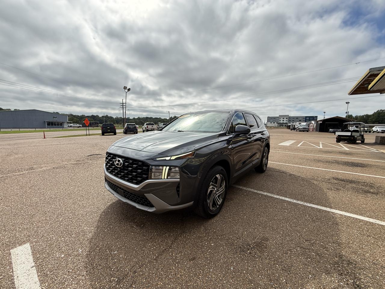 Hyundai Santa Fe SE FWD 2023