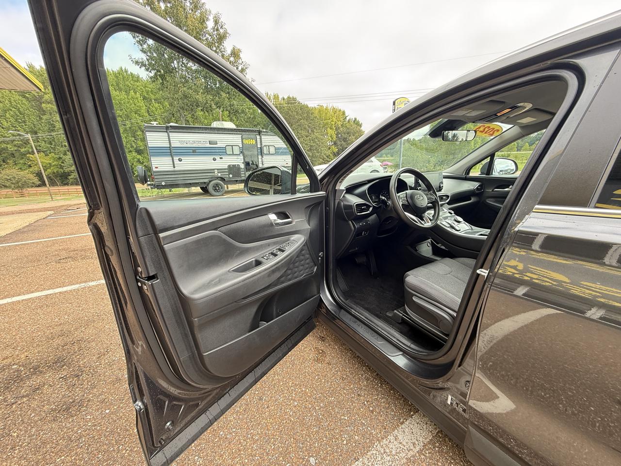 Hyundai Santa Fe SE FWD 2023