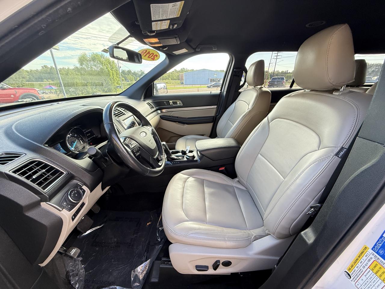 Ford Explorer XLT 4WD 2019