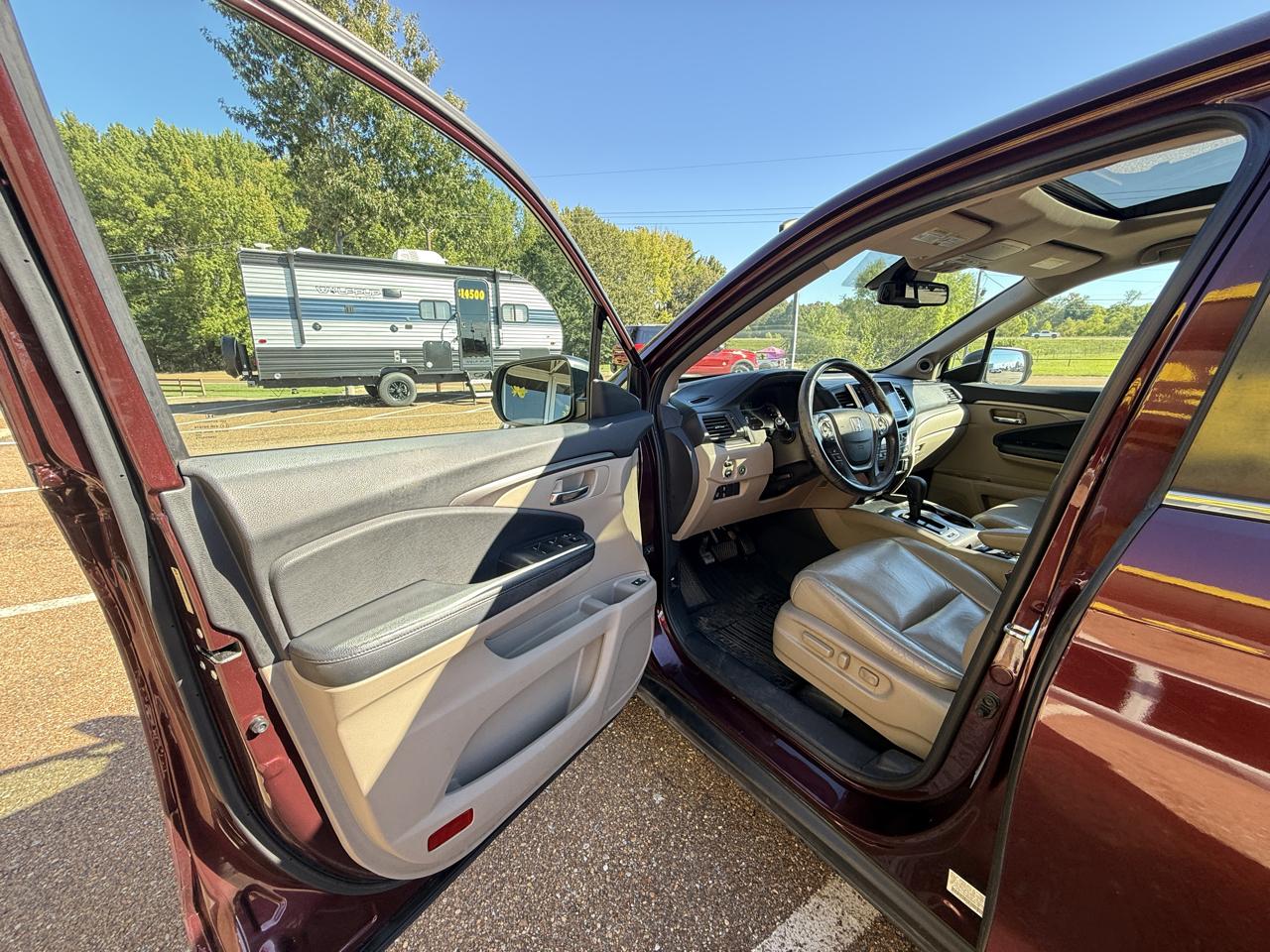 Honda Pilot 2WD 4dr EX-L w/Honda Sensing 2016