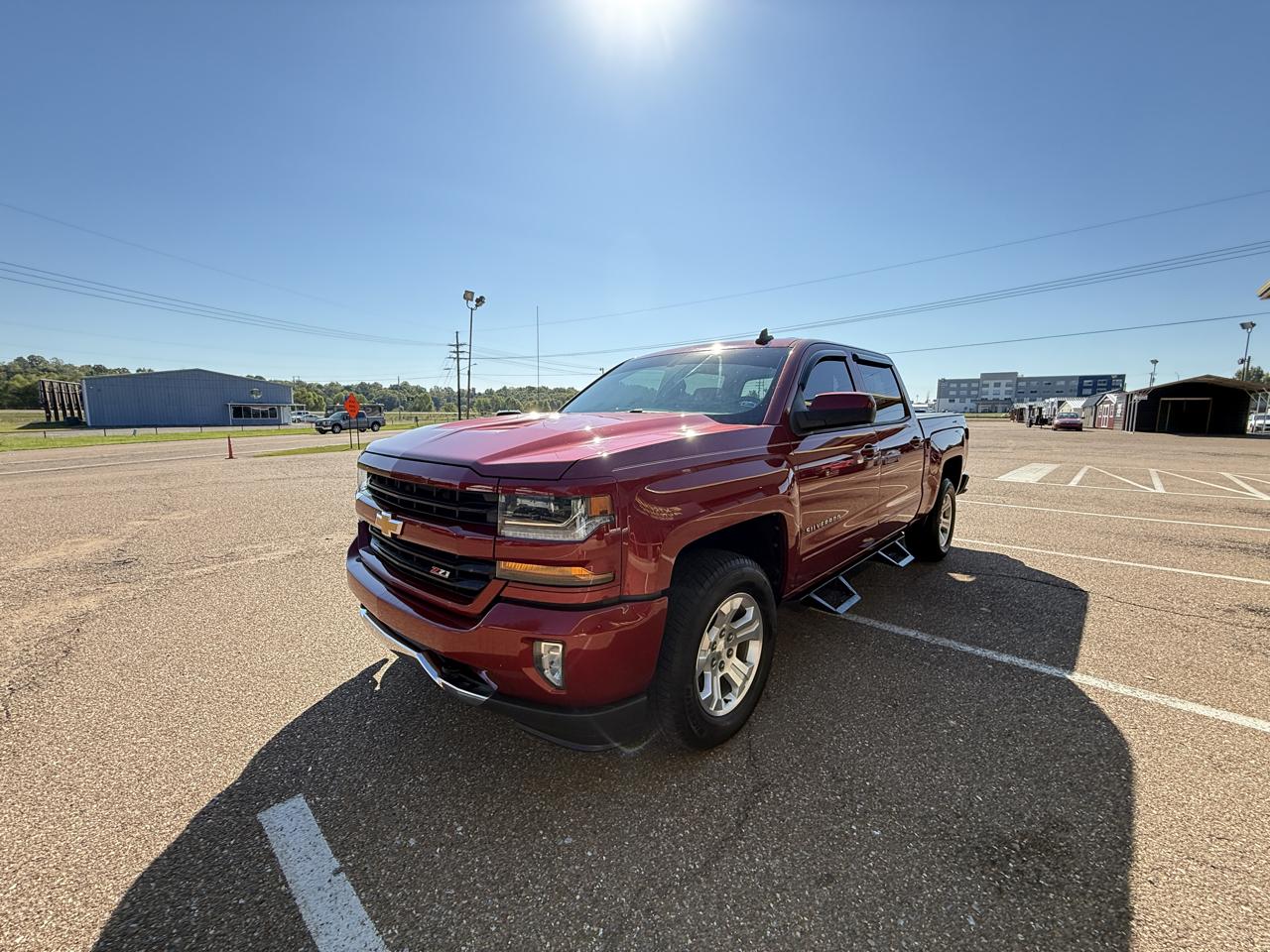 Chevrolet Silverado 1500 4WD Crew Cab 143.5" LT w/2LT 2018