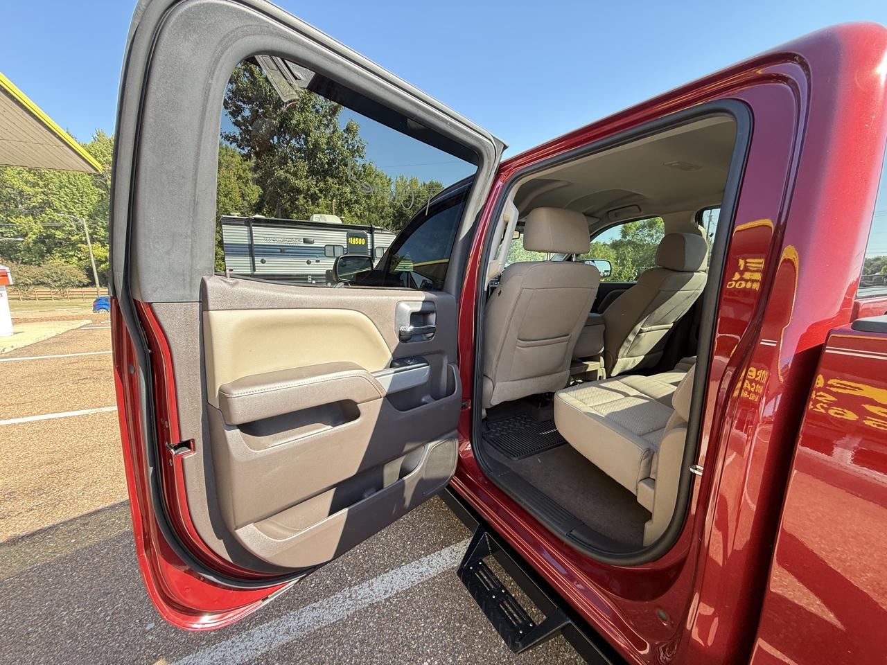 Chevrolet Silverado 1500 4WD Crew Cab 143.5" LT w/2LT 2018