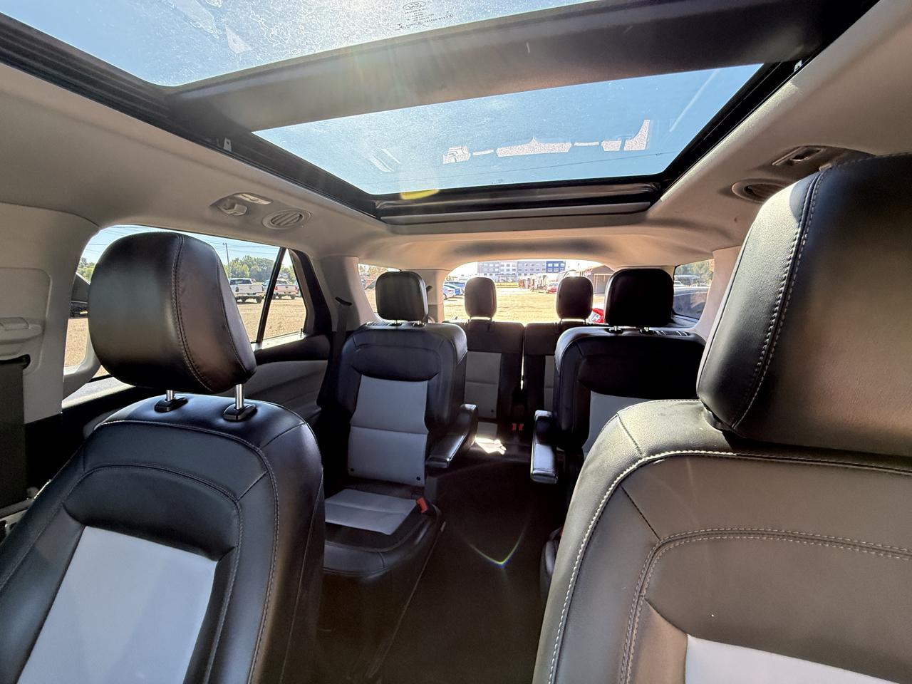 Ford Explorer XLT 4WD 2022