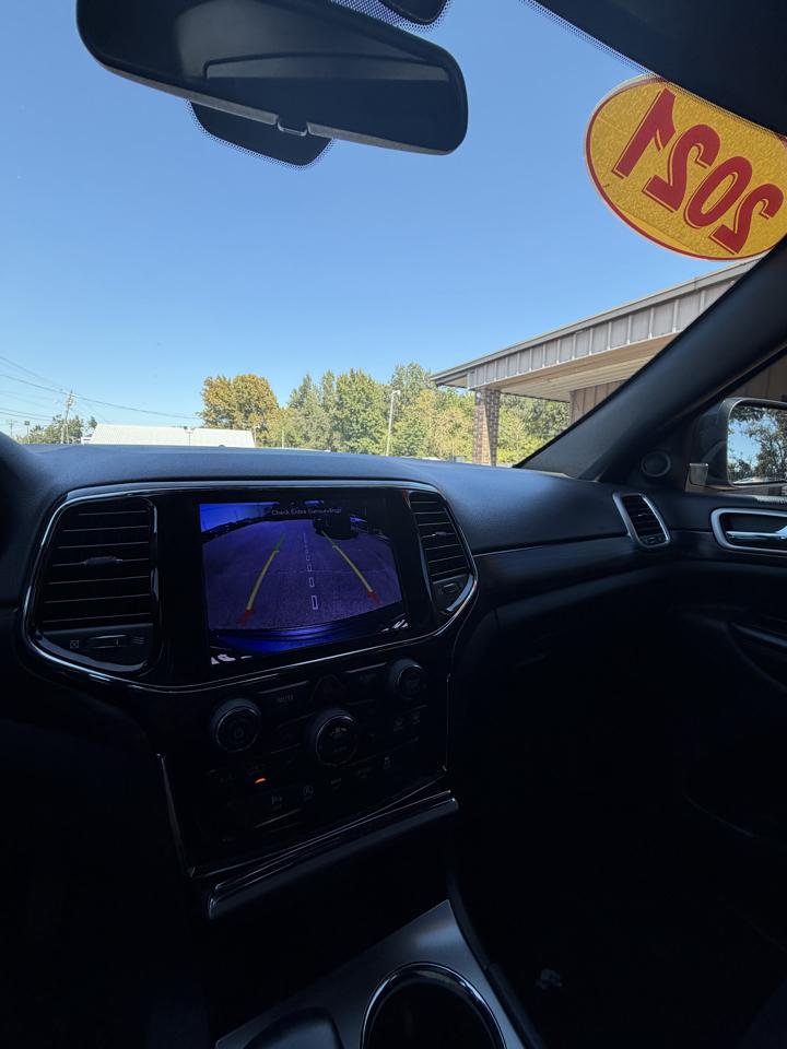 Jeep Grand Cherokee Laredo X 4x4 2021