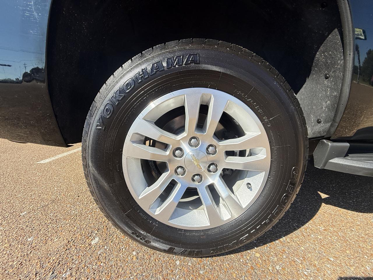 Chevrolet Tahoe 4WD 4dr LT 2020