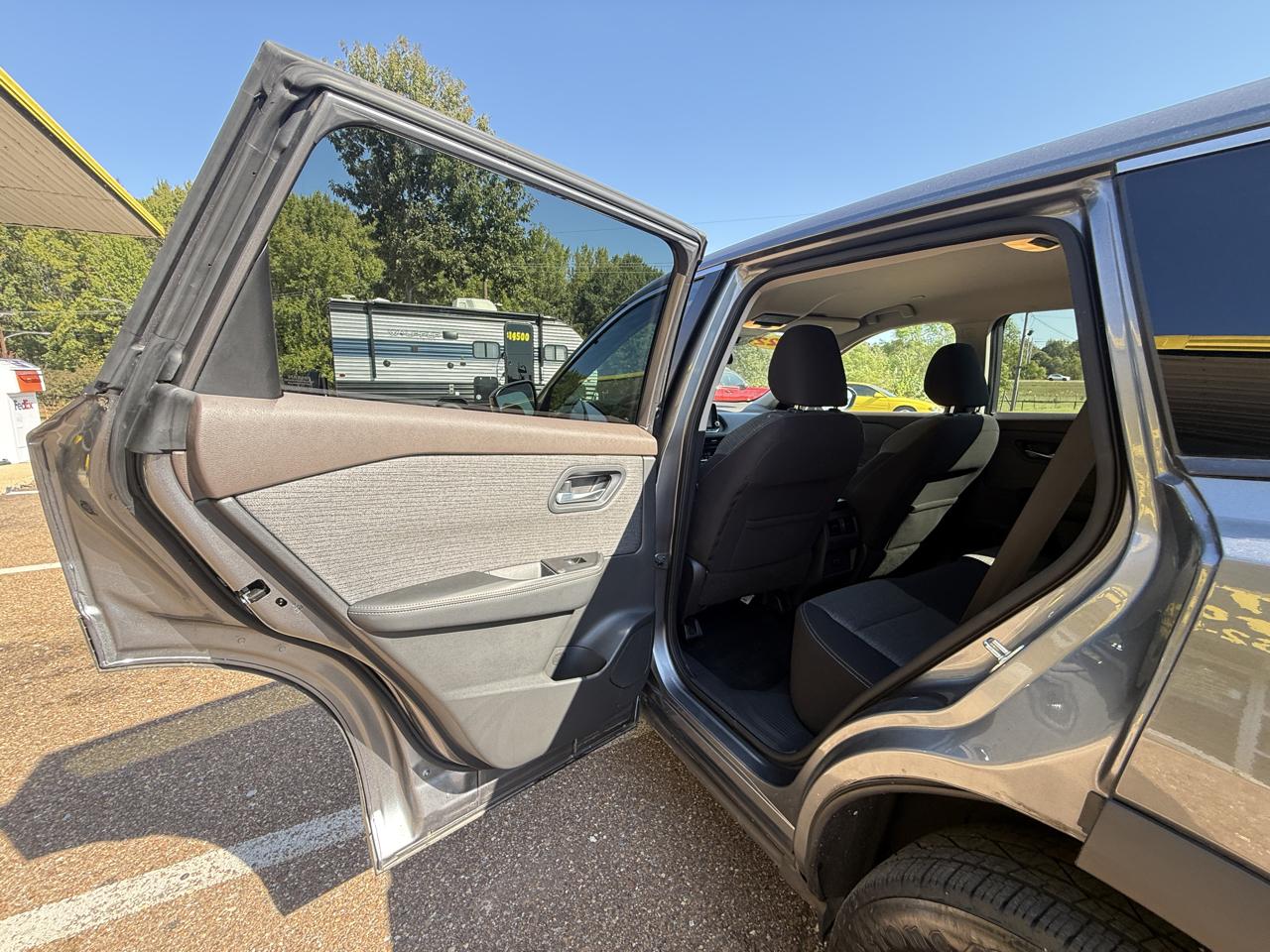 Nissan Rogue AWD SV 2022