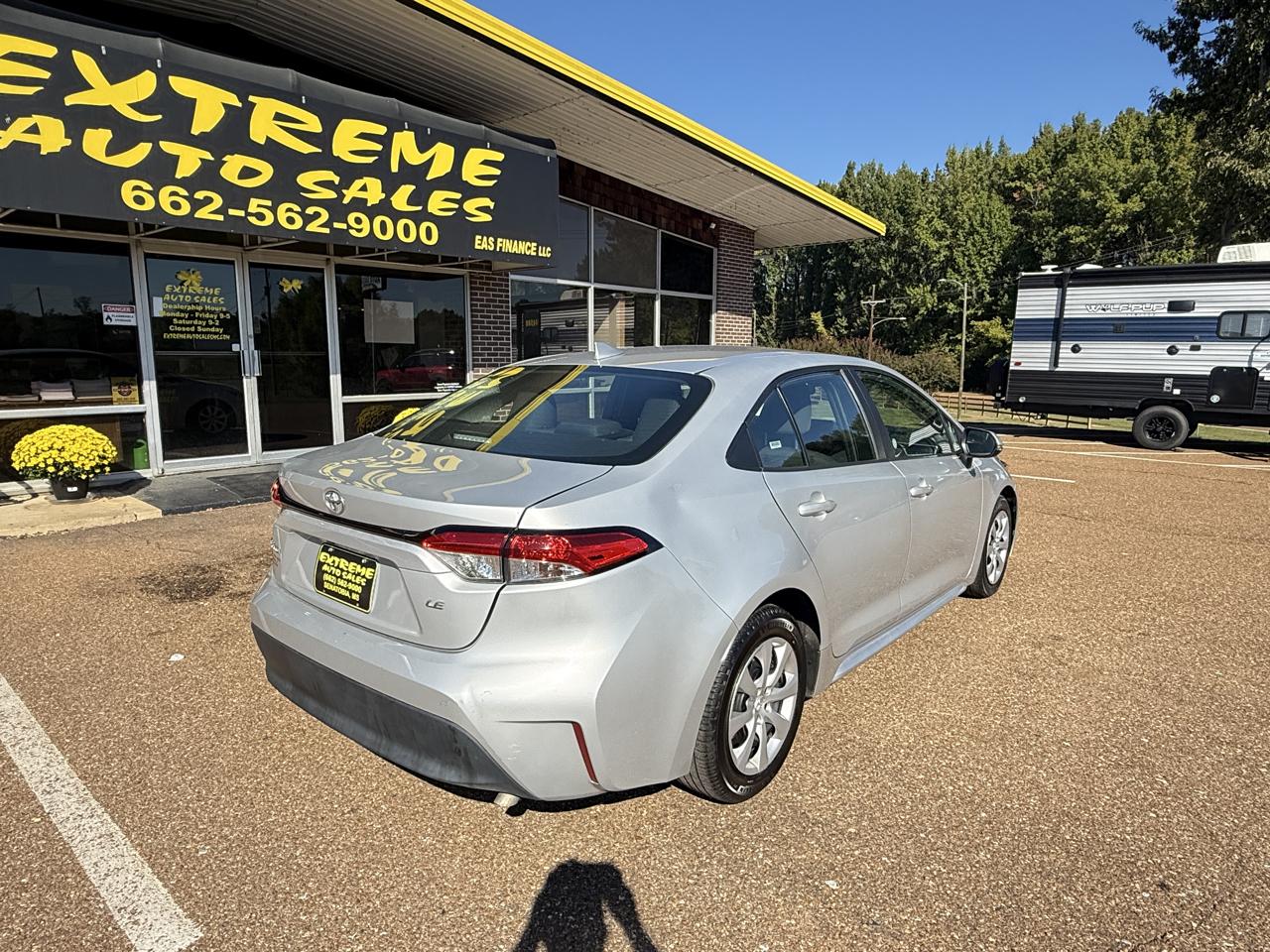 Toyota Corolla LE CVT (Natl) 2024