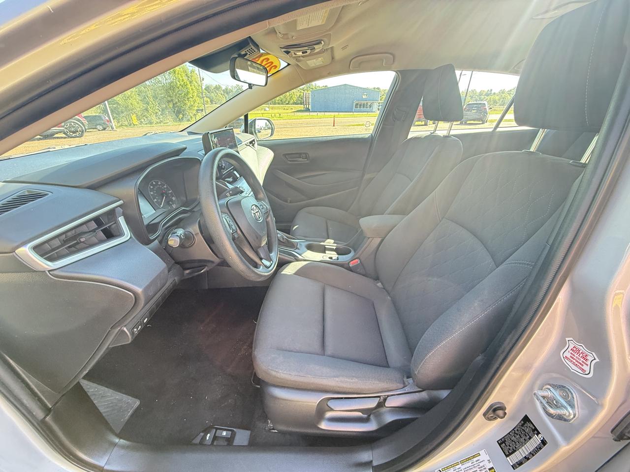 Toyota Corolla LE CVT (Natl) 2024