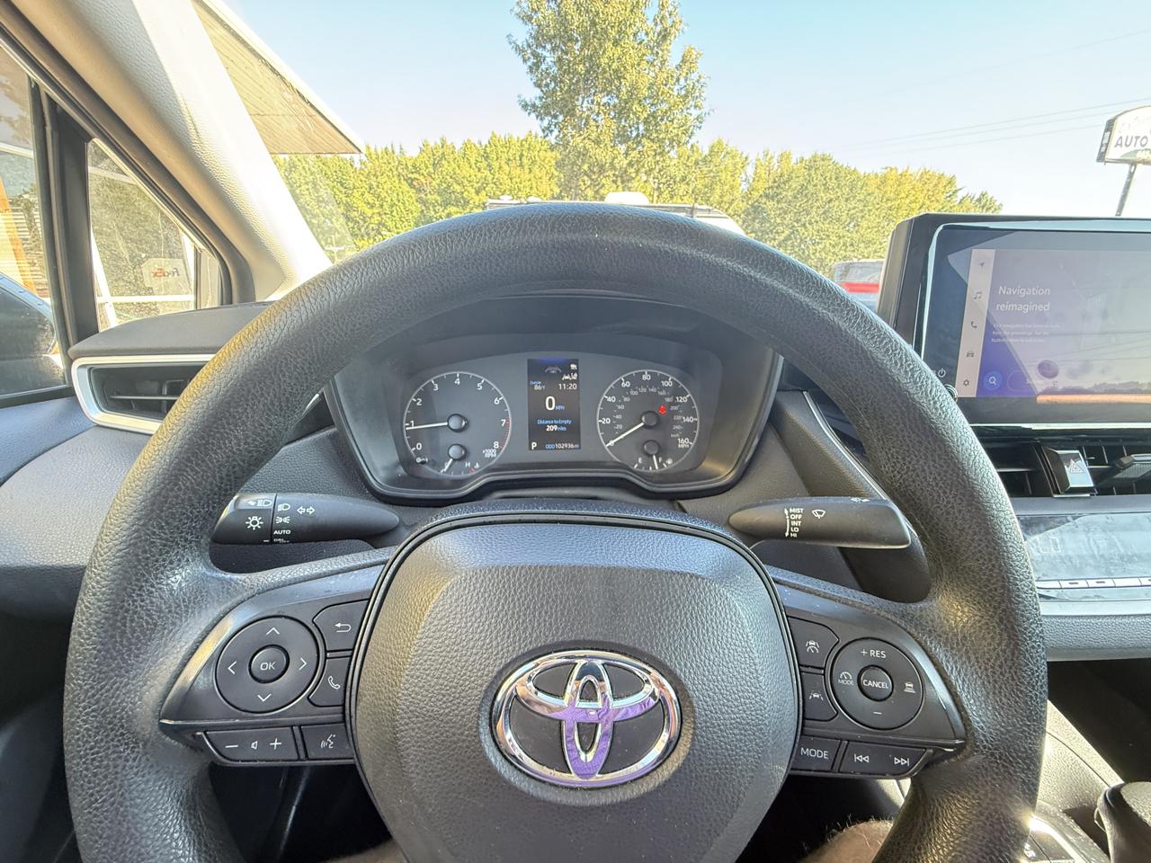Toyota Corolla LE CVT (Natl) 2024